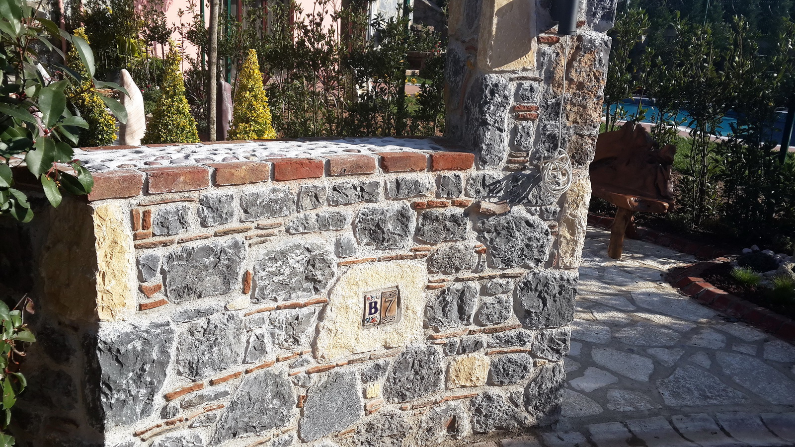 TAŞ DUVAR UYGULAMAMIZ